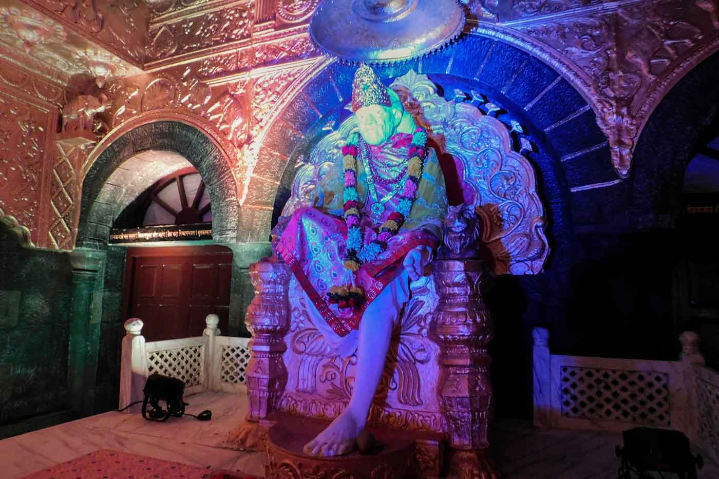 Shirdi Darshan with Shani Shingnapur